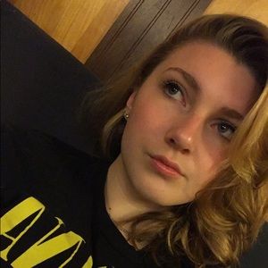 Meet your Posher, Kaitlin